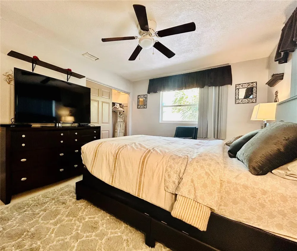 6190 6TH STREET S St Petersburg, FL 33705
