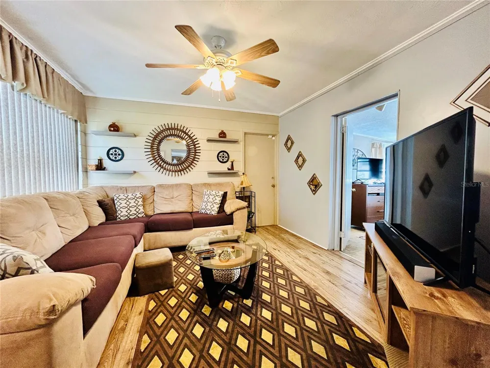 6190 6TH STREET S St Petersburg, FL 33705