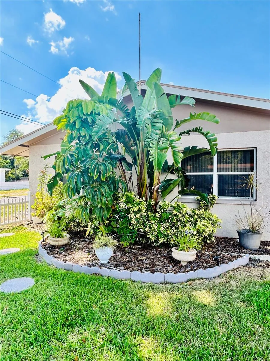 6190 6TH STREET S St Petersburg, FL 33705