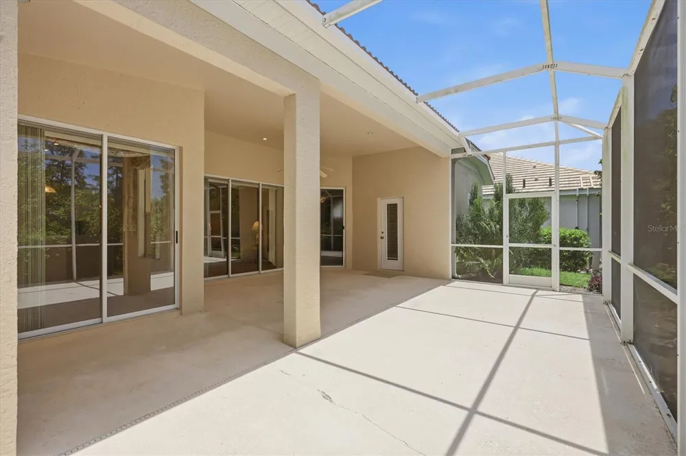 8492 IDLEWOOD COURT Lakewood Ranch, FL 34202