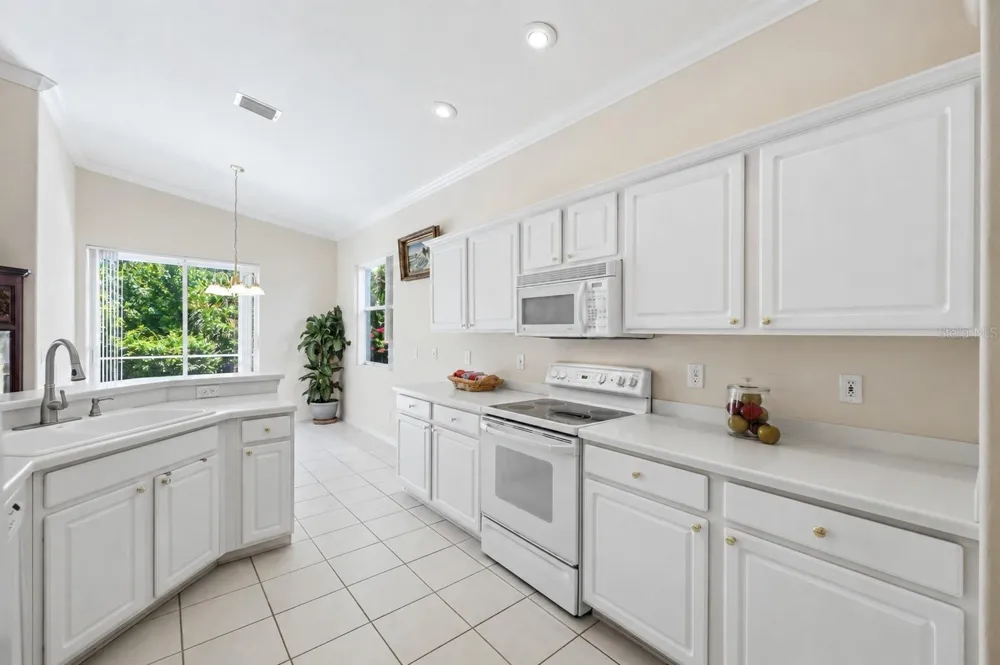 8492 IDLEWOOD COURT Lakewood Ranch, FL 34202