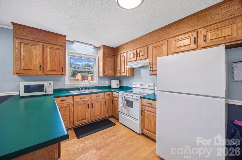 324 Bright Avenue Bessemer City, NC 28016