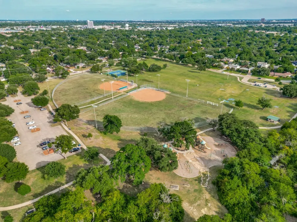 600 Ridgedale Drive Richardson, TX 75080