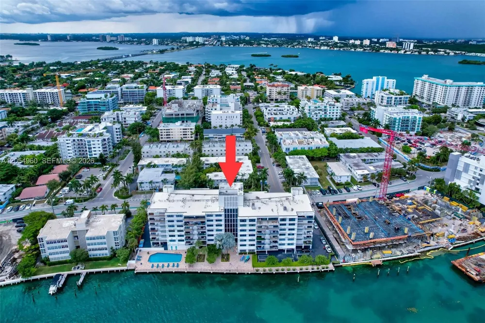 10101 E Bay Harbor Dr #502 Bay Harbor Islands, FL 33154
