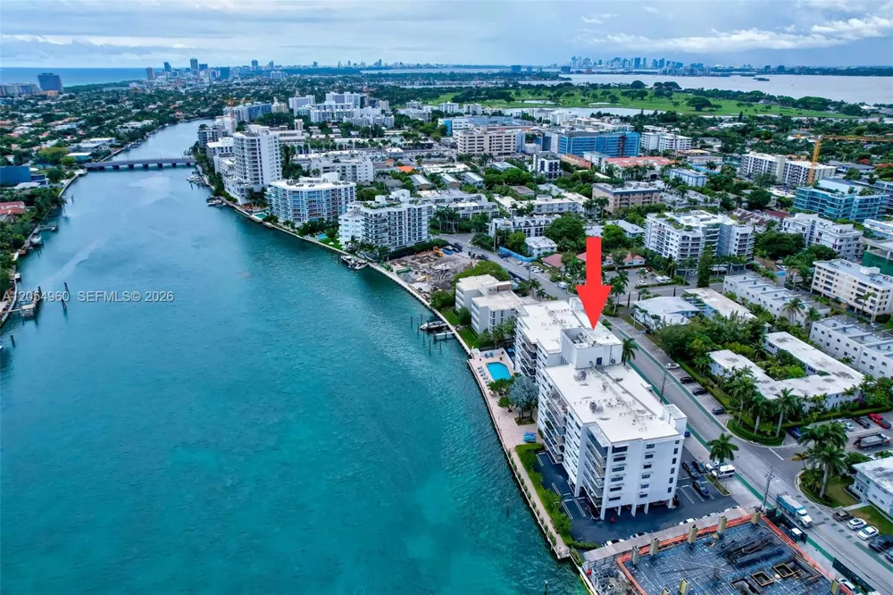 10101 E Bay Harbor Dr #502 Bay Harbor Islands, FL 33154