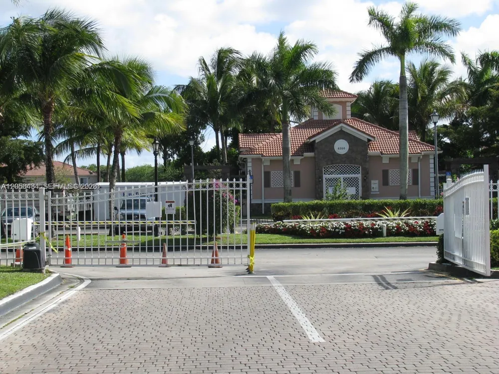 2833 SW 82nd Ave #104 Miramar, FL 33025