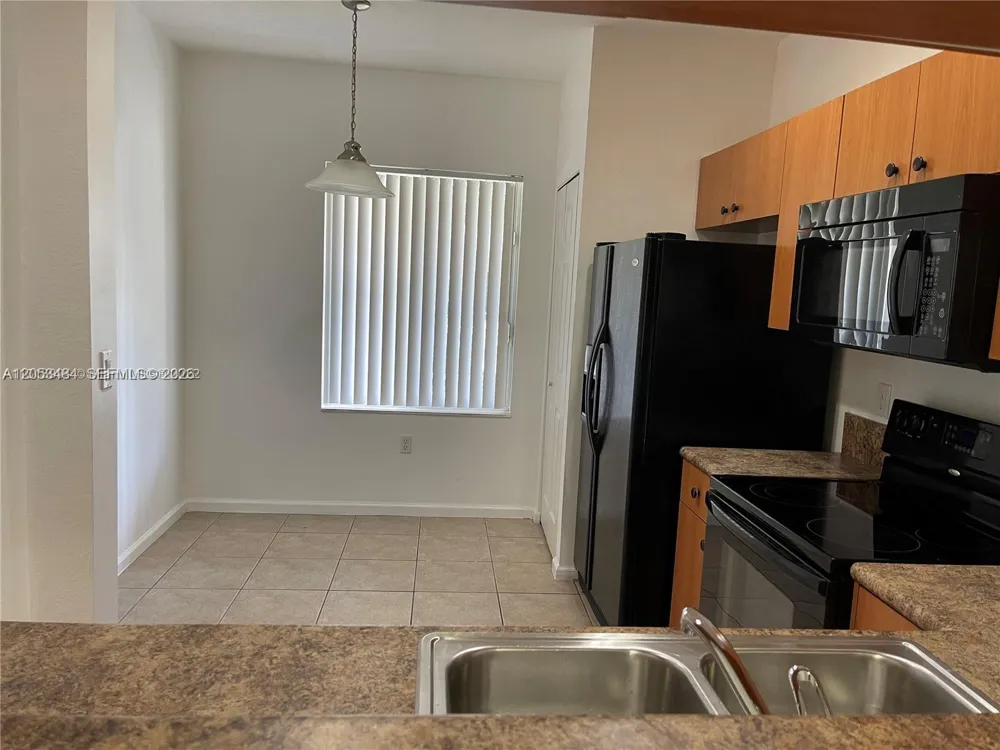 2833 SW 82nd Ave #104 Miramar, FL 33025