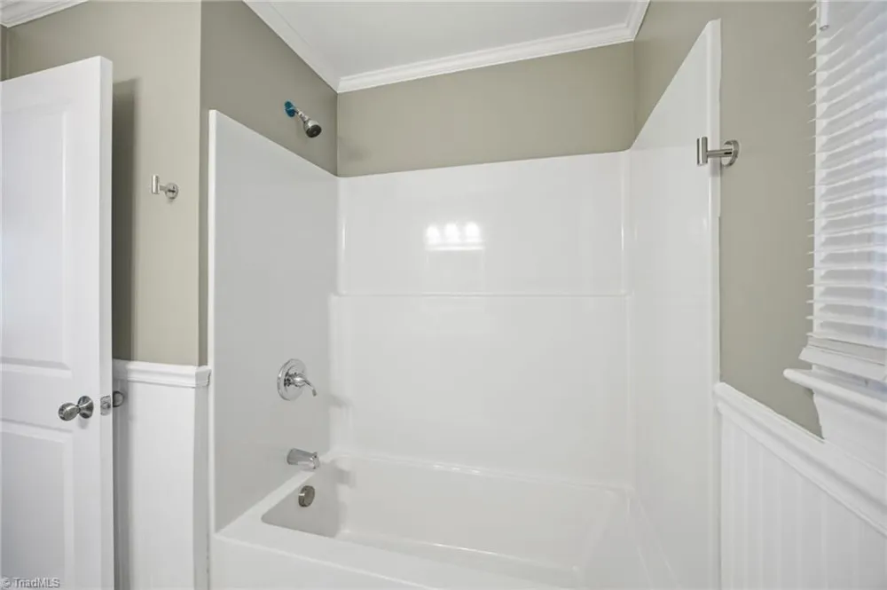 3123 Castle Avenue Hickory, NC 28601
