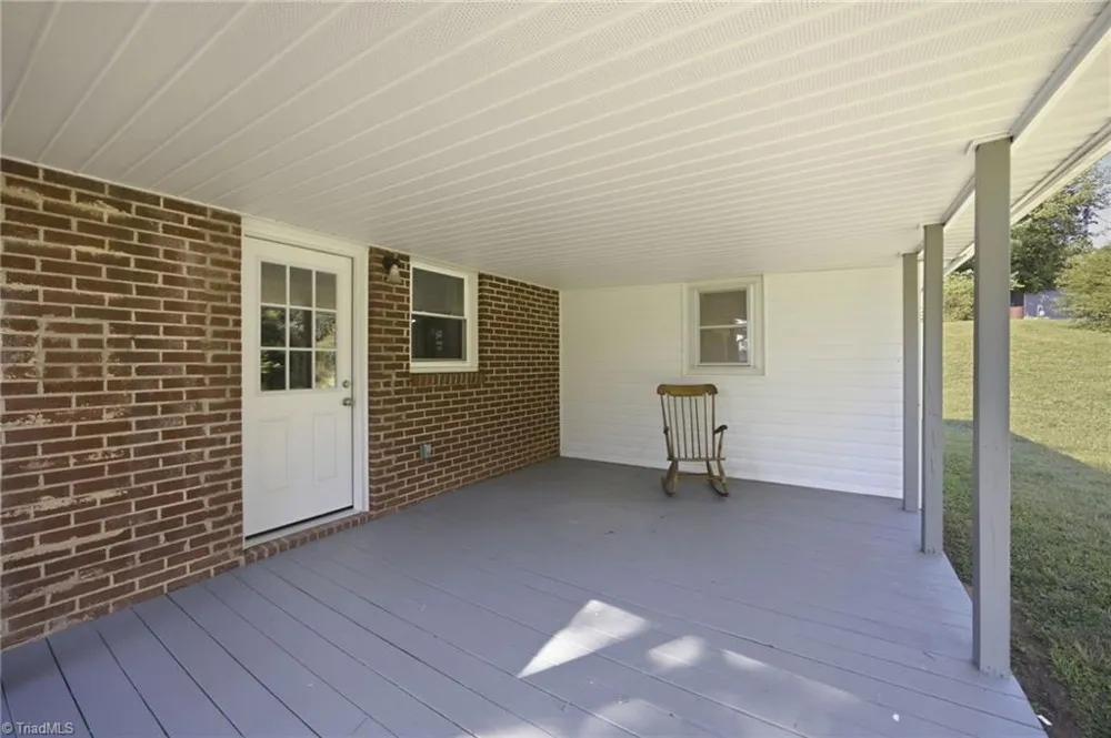 3123 Castle Avenue Hickory, NC 28601