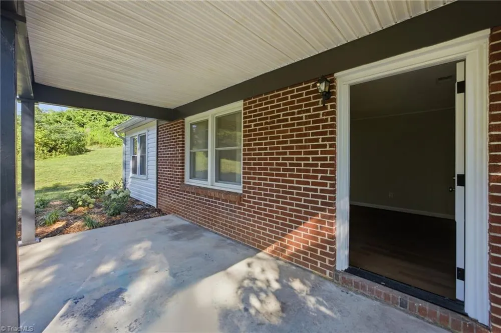 3123 Castle Avenue Hickory, NC 28601