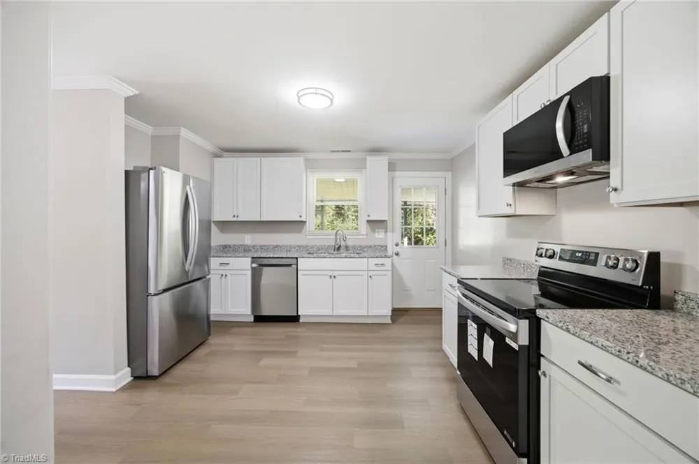 3123 Castle Avenue Hickory, NC 28601