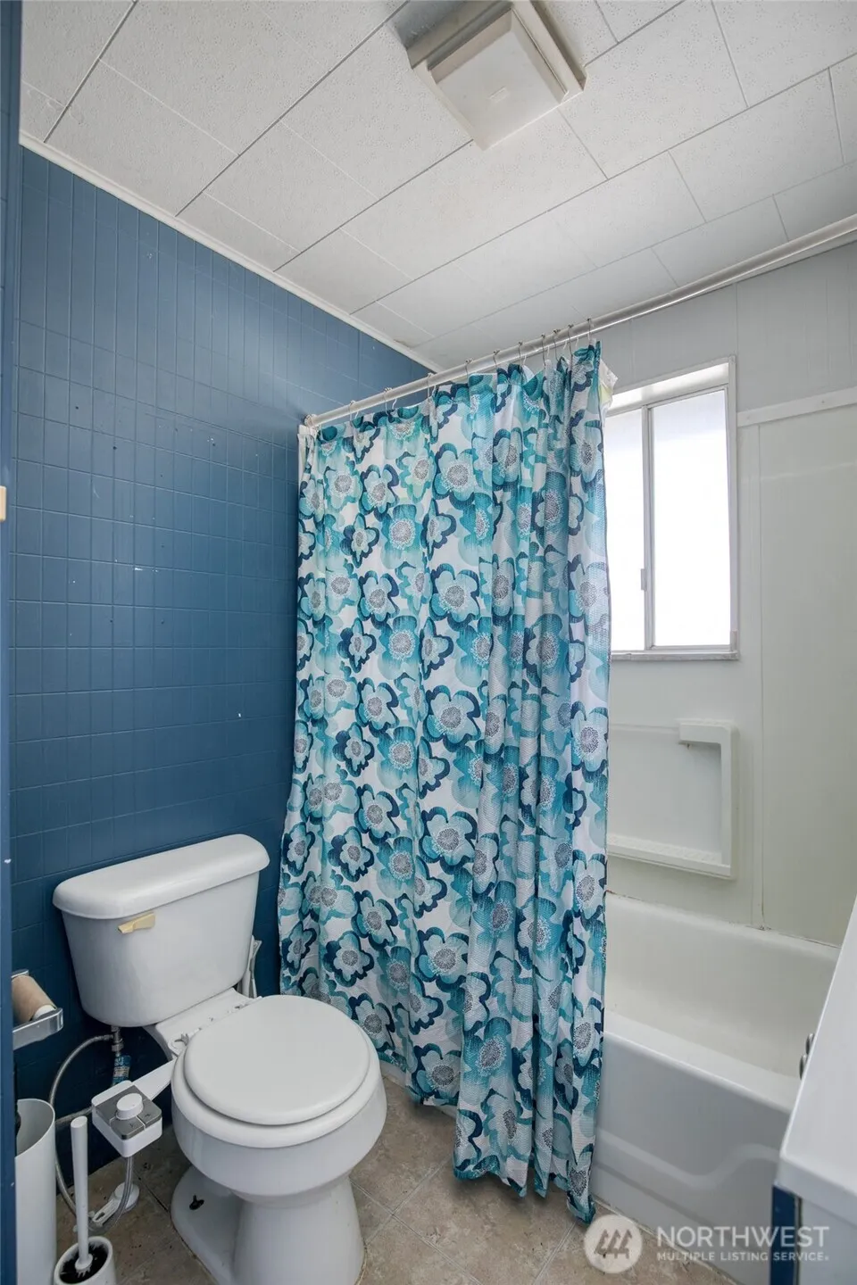516 Sand Dune Avenue SW Ocean Shores, WA 98569