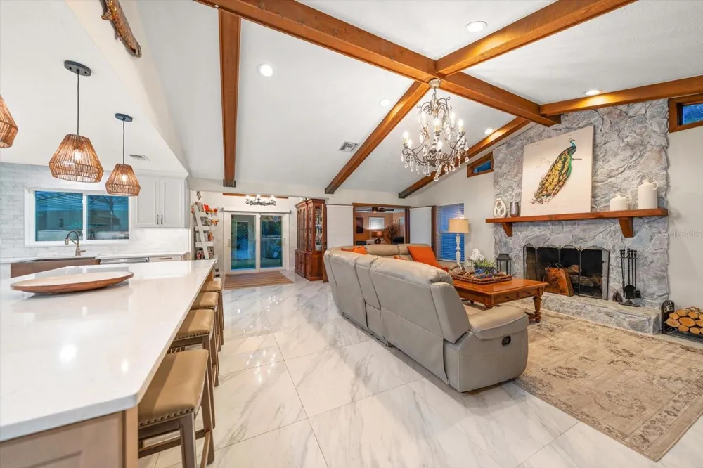 2423 FOXHEAD WAY Clearwater, FL 33759