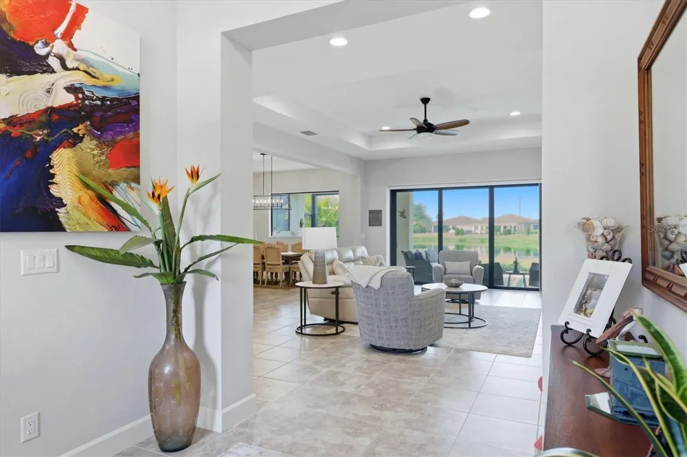 7712 SANDHILL LAKE DRIVE Sarasota, FL 34241