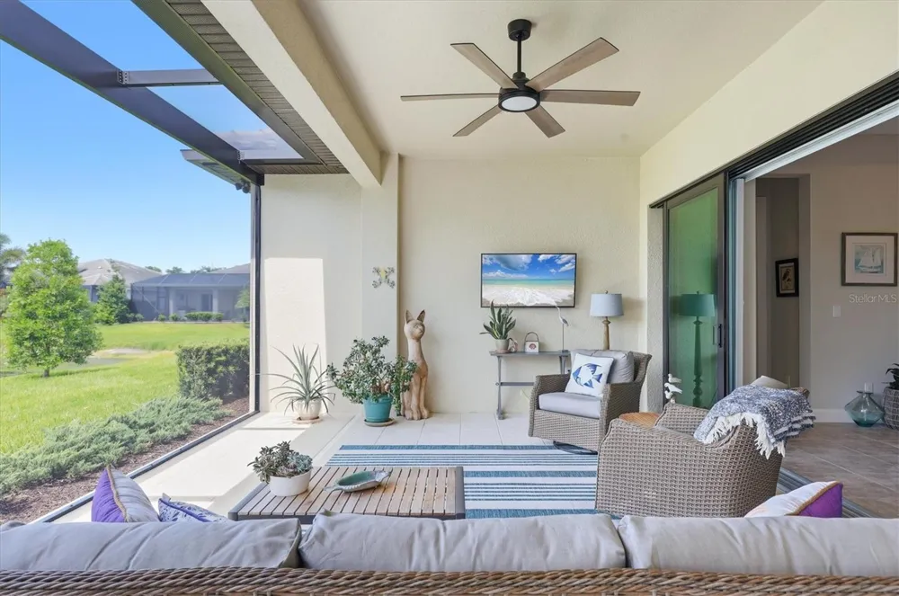 7712 SANDHILL LAKE DRIVE Sarasota, FL 34241