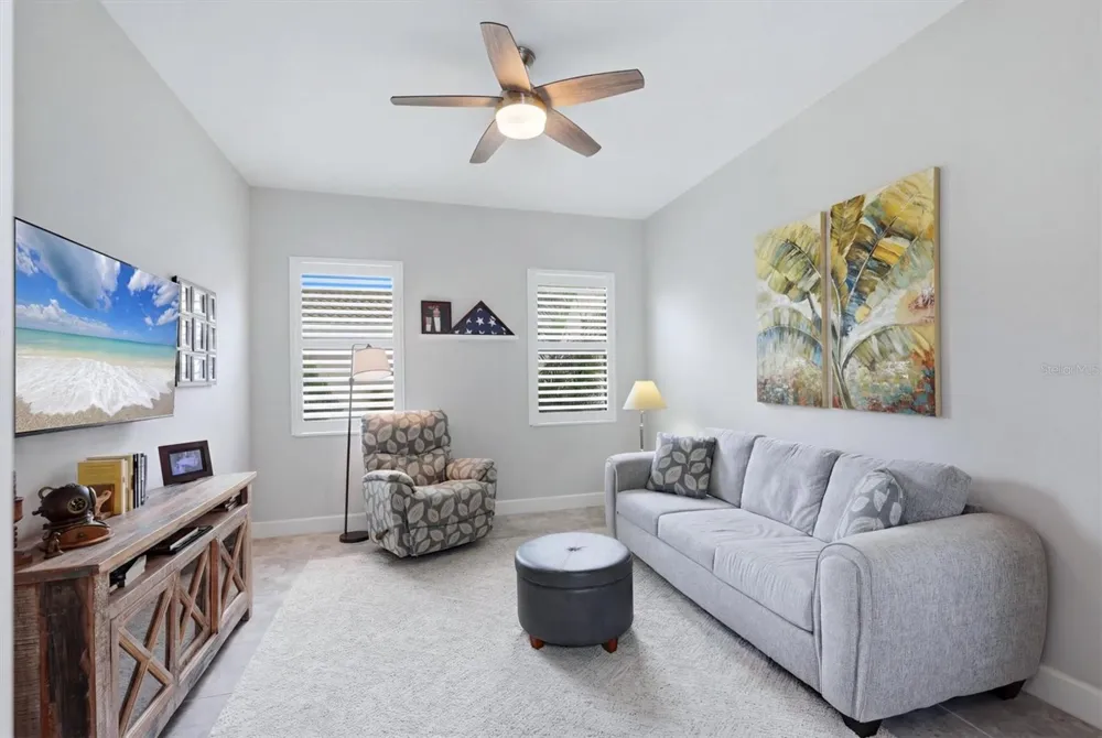 7712 SANDHILL LAKE DRIVE Sarasota, FL 34241