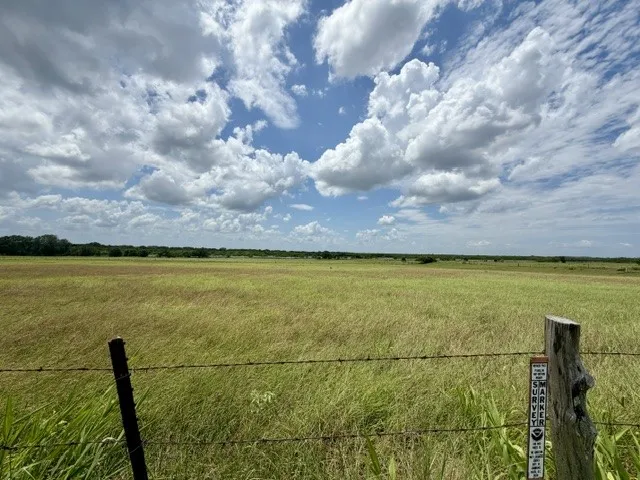 State Highway 80 Highway Leesville, TX 78122