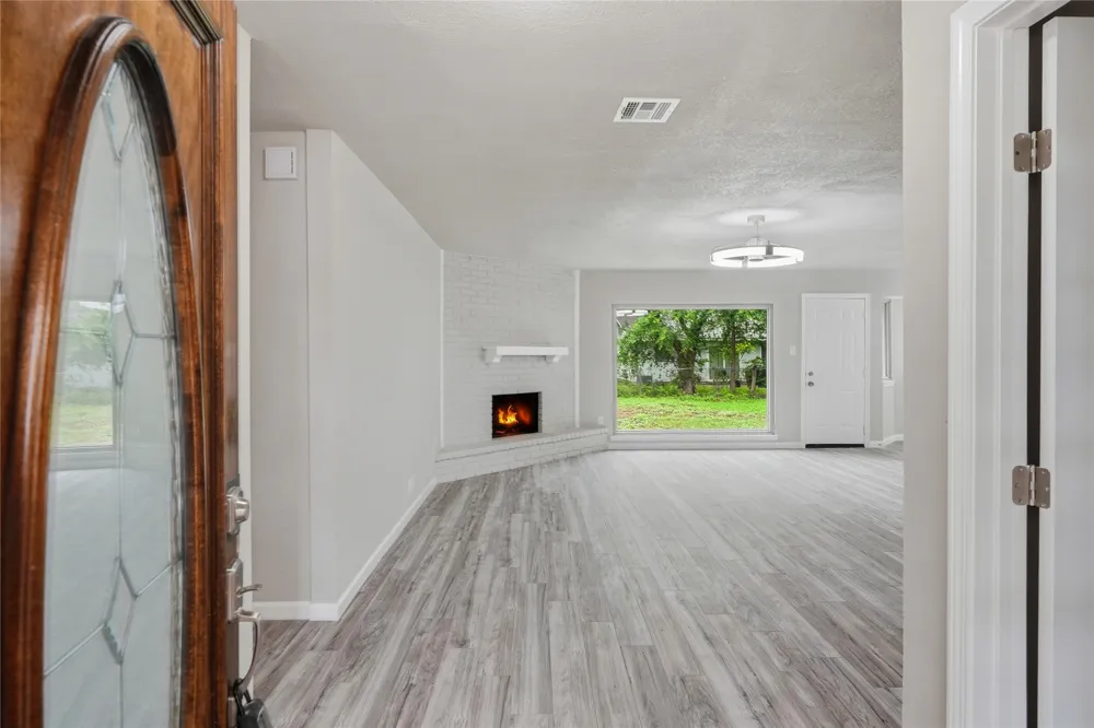 5342 Binz Engleman Road San Antonio, TX 78219