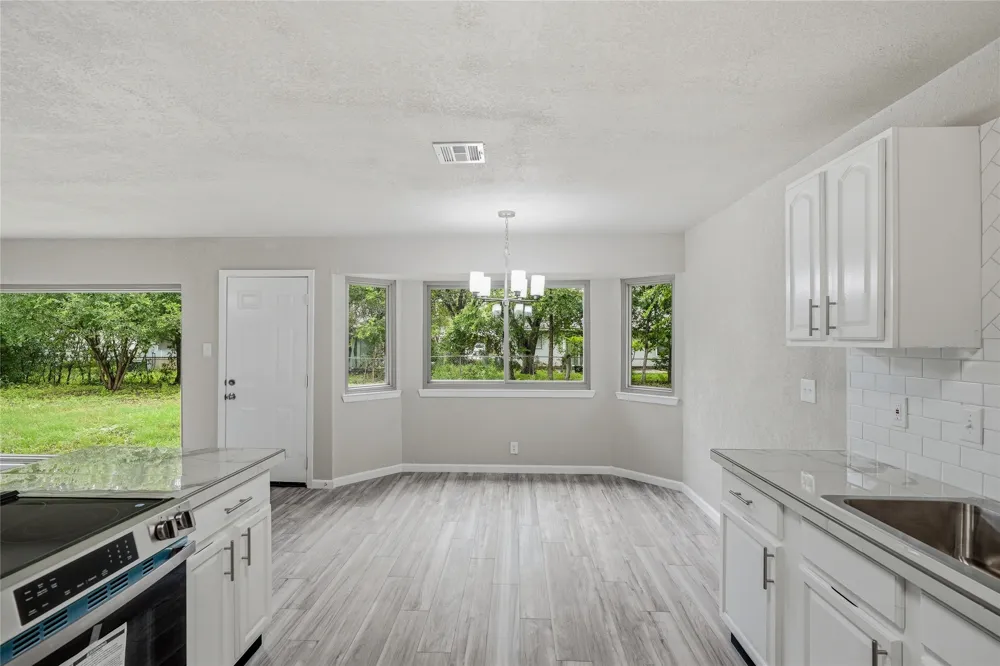 5342 Binz Engleman Road San Antonio, TX 78219