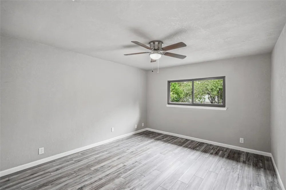 5342 Binz Engleman Road San Antonio, TX 78219