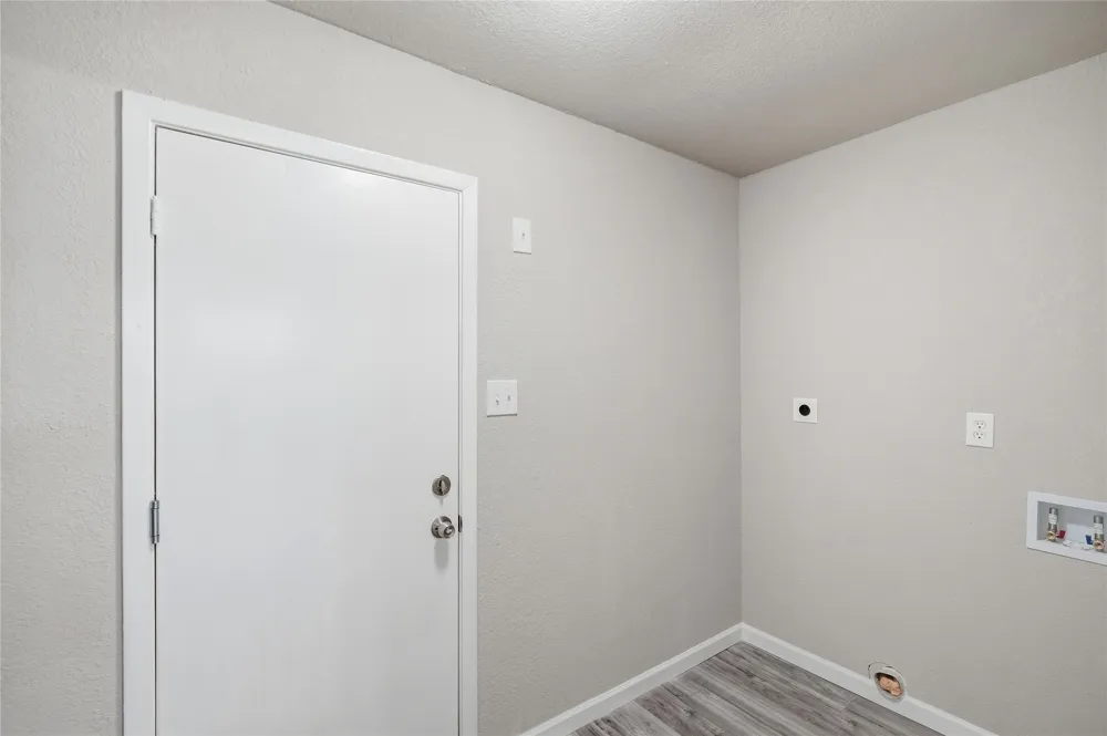 5342 Binz Engleman Road San Antonio, TX 78219
