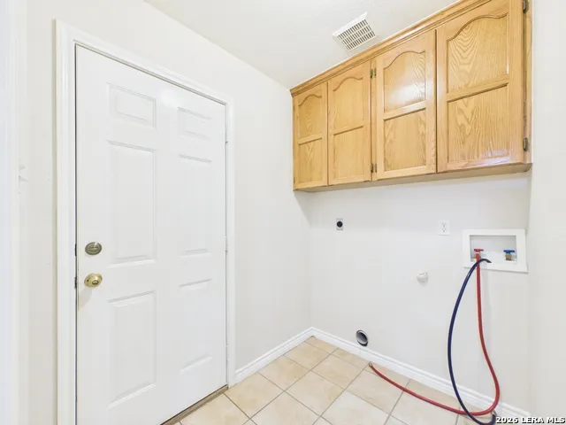 1125 IRIS CRESCENT DR Floresville, TX 78114