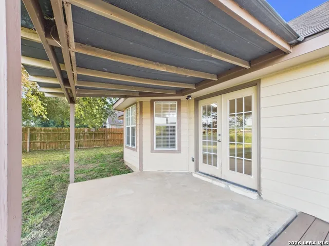 1125 IRIS CRESCENT DR Floresville, TX 78114