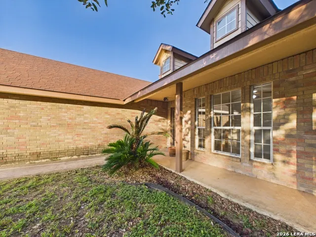 1125 IRIS CRESCENT DR Floresville, TX 78114
