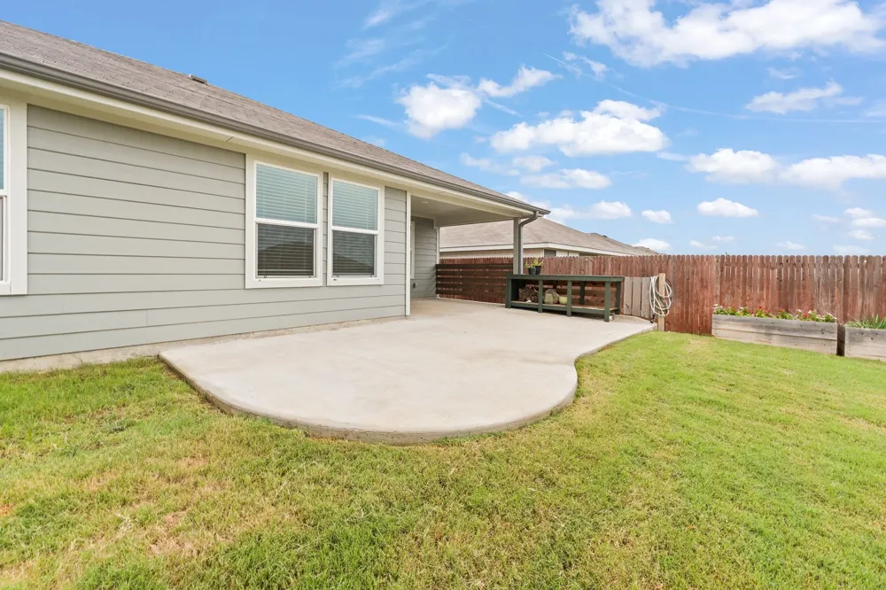 628 Turtle Creek Park Trail Alvarado, TX 76009