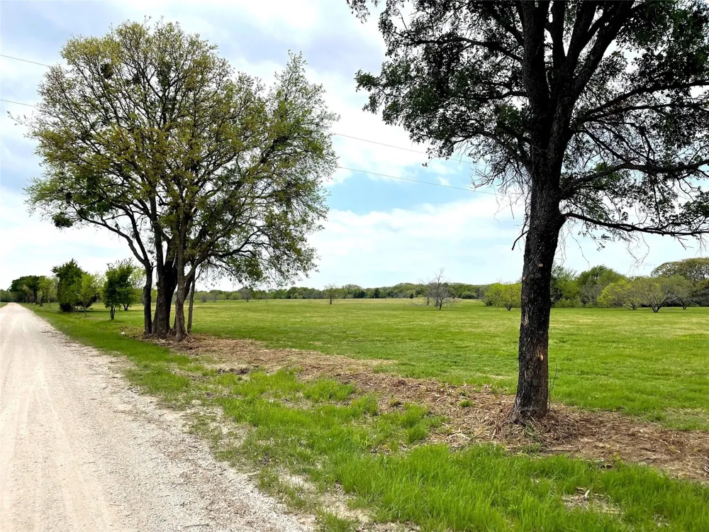 189 William Brewer Road Collinsville, TX 76233