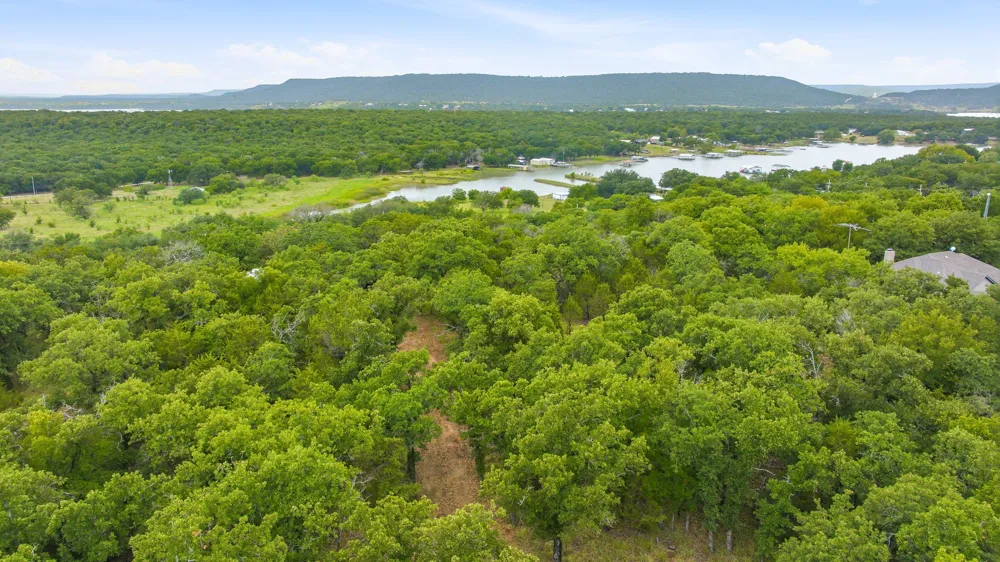 4195 S Lakeview Gordon, TX 76453