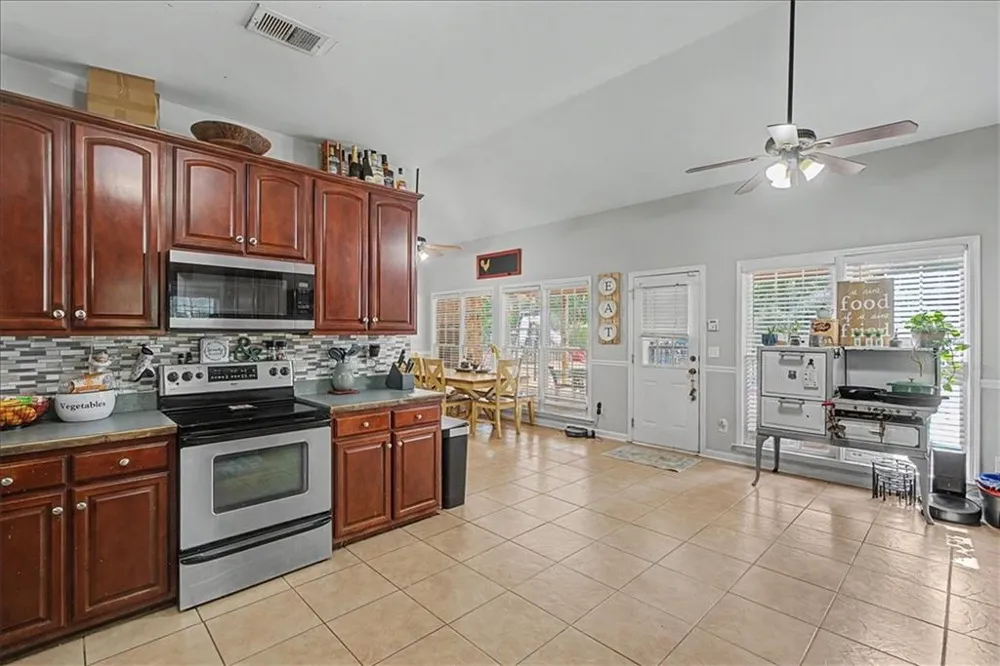 75 Raburn Road Bremen, GA 30110