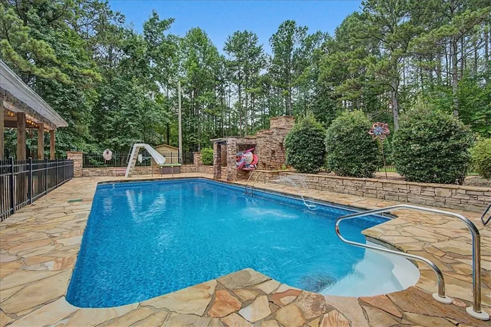 75 Raburn Road Bremen, GA 30110