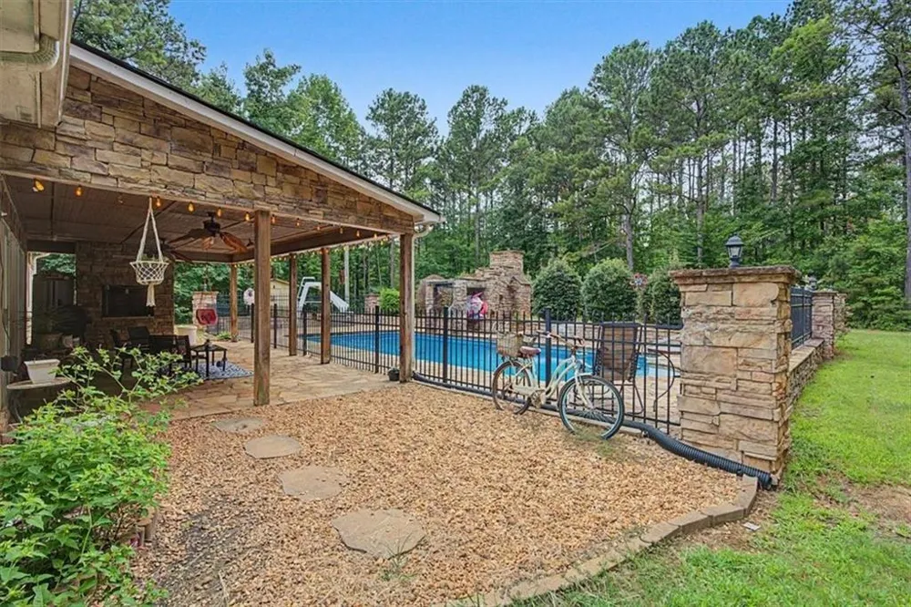 75 Raburn Road Bremen, GA 30110