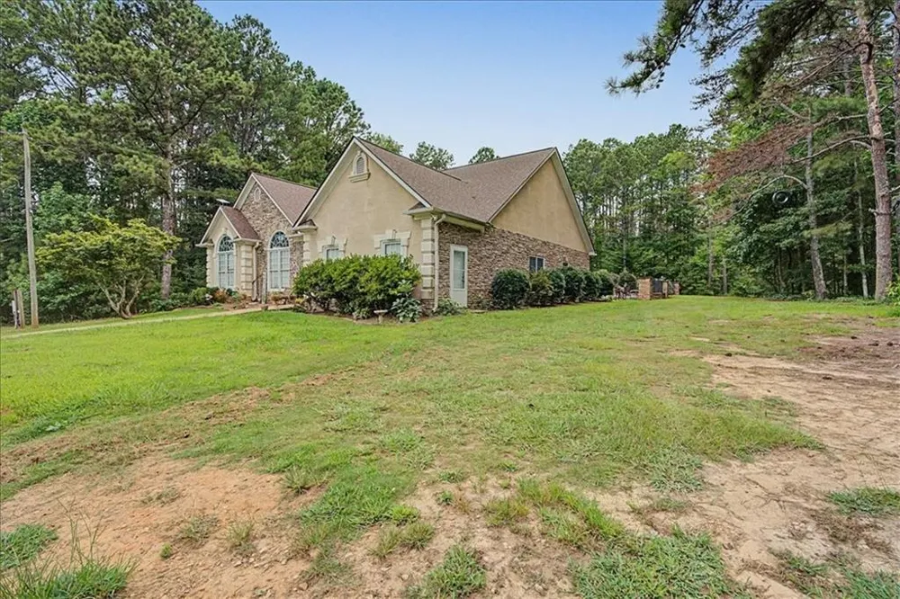 75 Raburn Road Bremen, GA 30110
