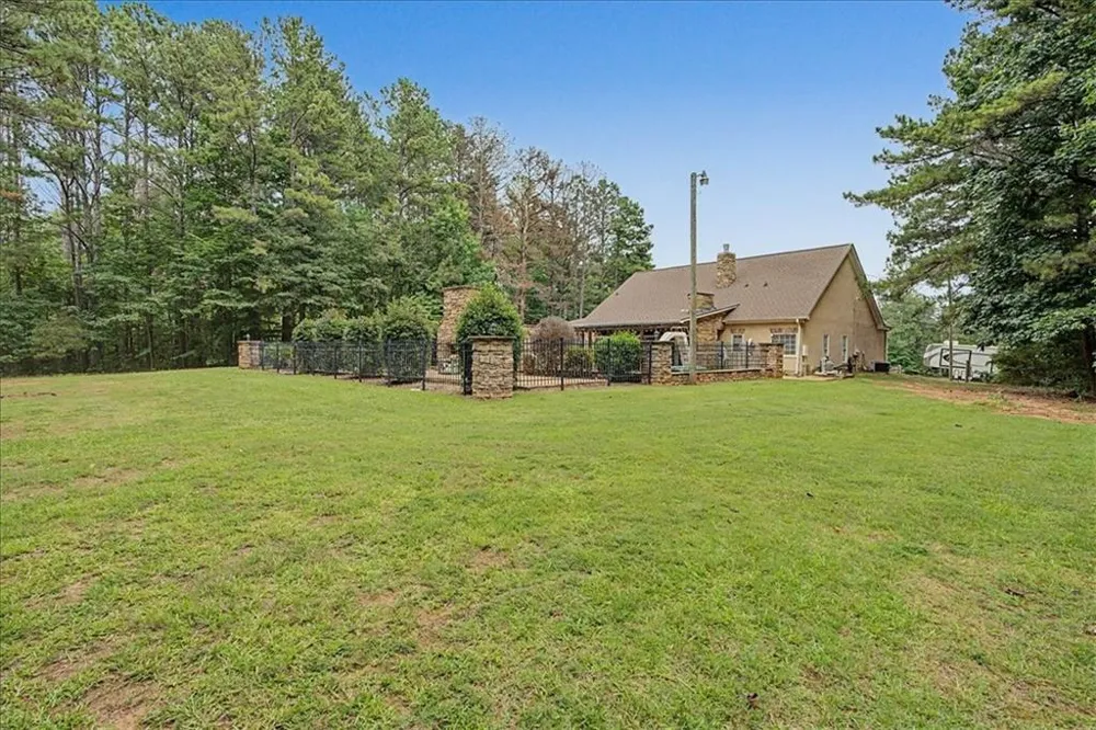 75 Raburn Road Bremen, GA 30110