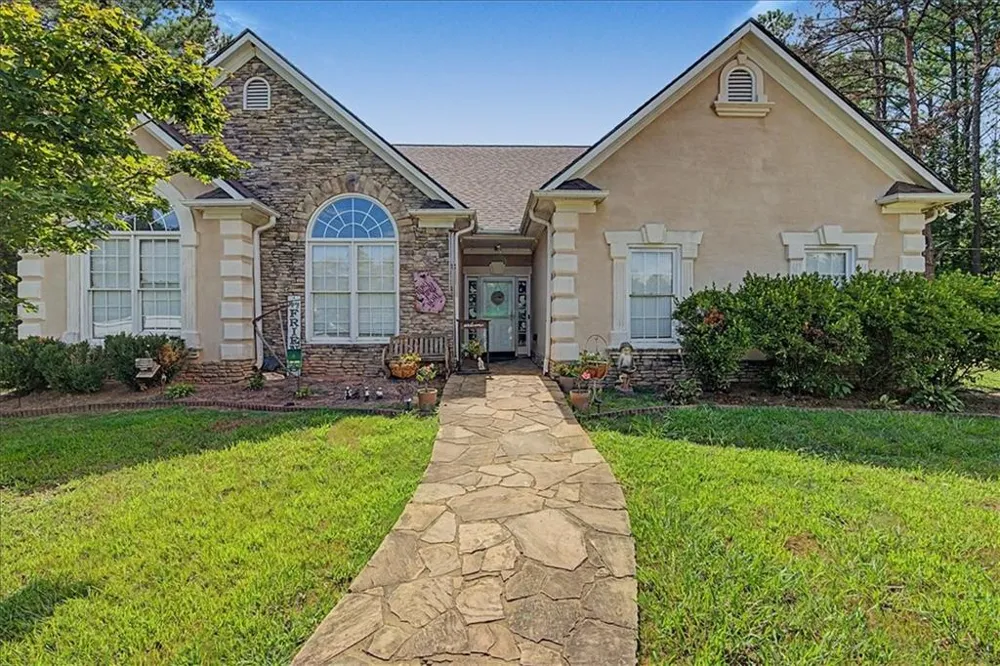 75 Raburn Road Bremen, GA 30110