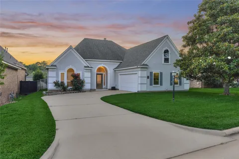 15 Newberry Court