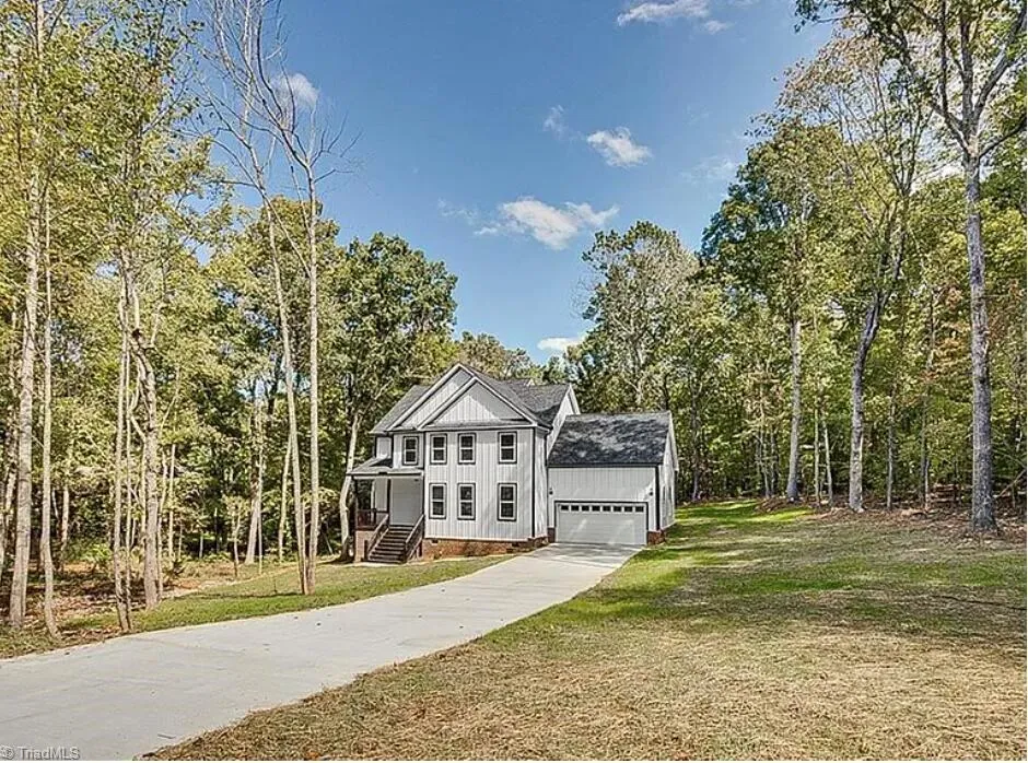 1559 Allen Court Asheboro, NC 27205