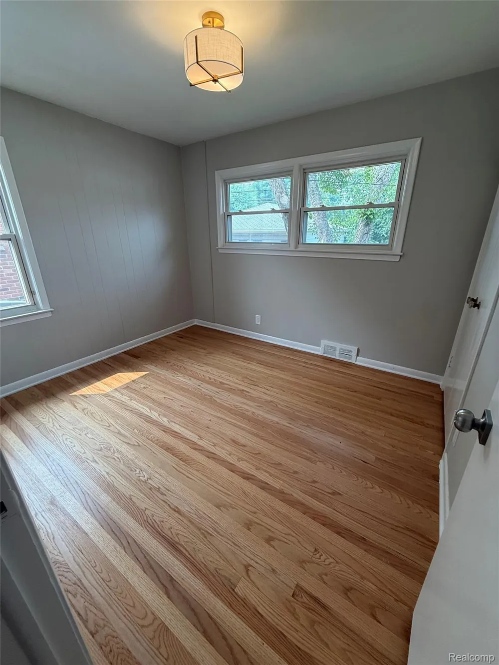 20017 California St Clair Shores City, MI 48080