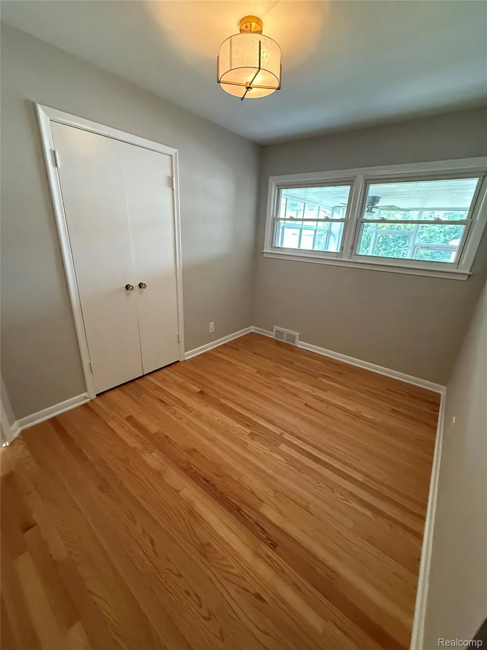20017 California St Clair Shores City, MI 48080