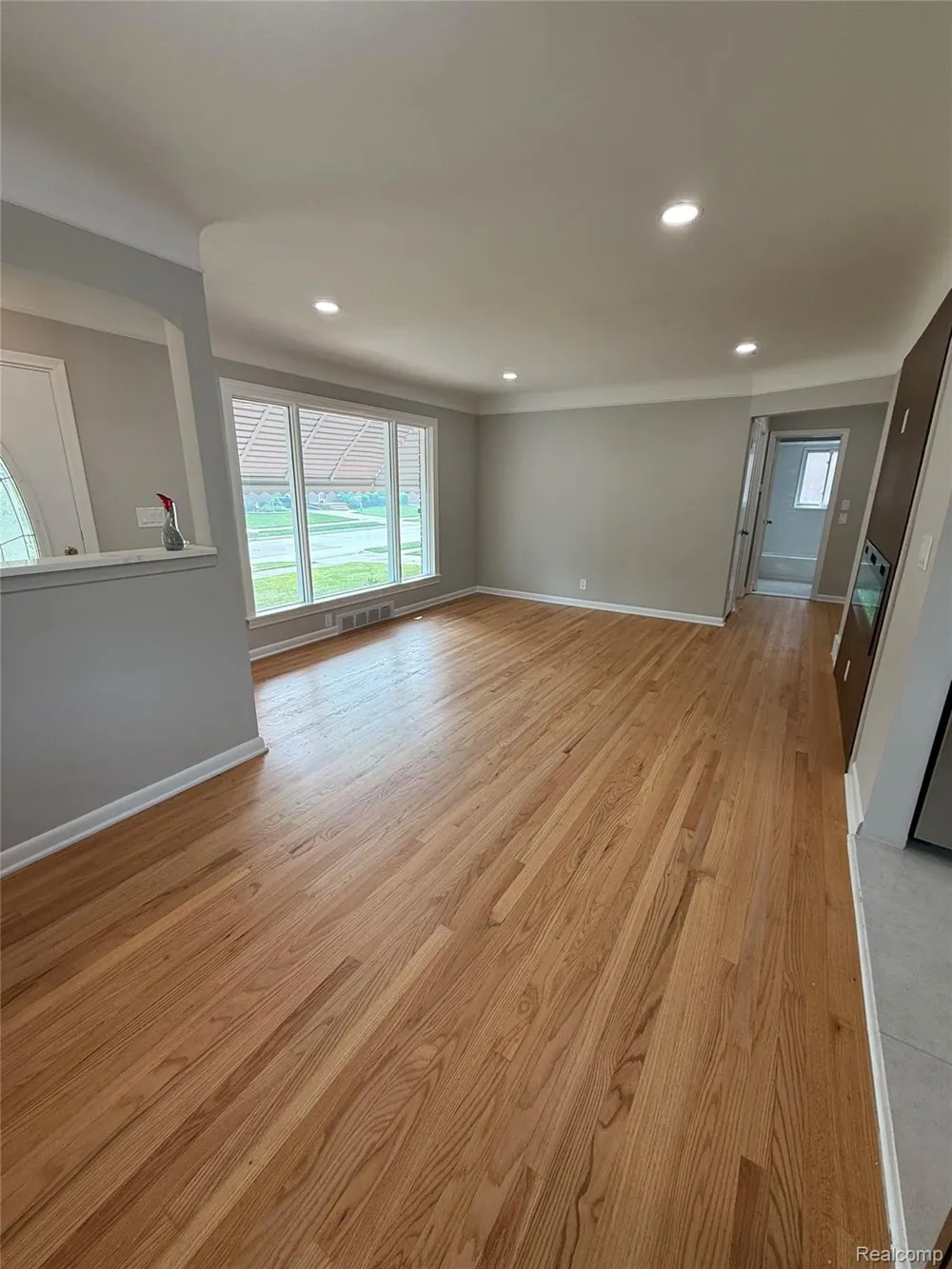 20017 California St Clair Shores City, MI 48080