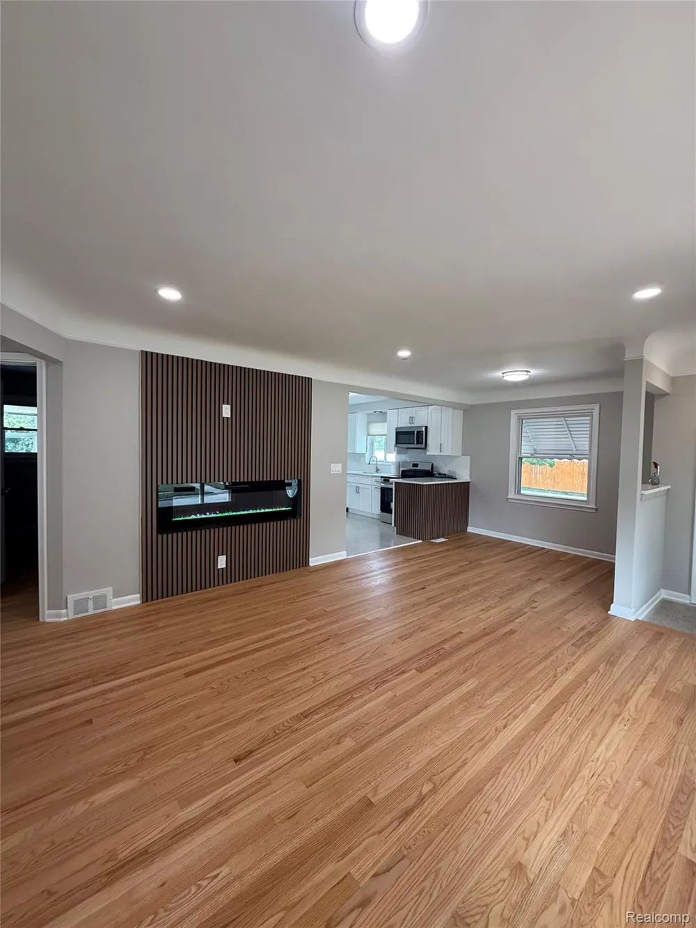 20017 California St Clair Shores City, MI 48080