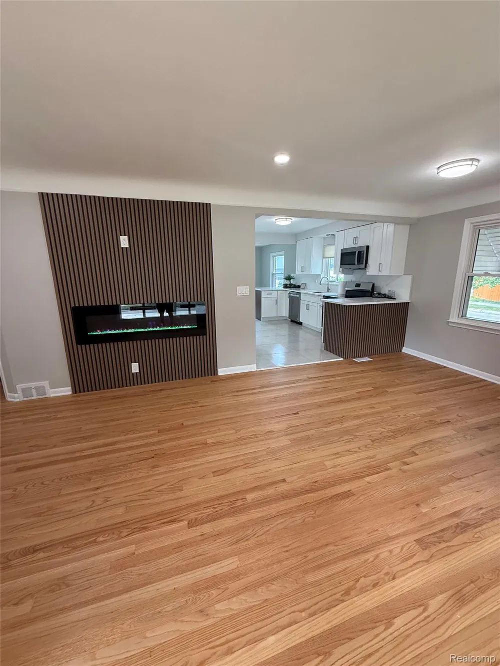 20017 California St Clair Shores City, MI 48080