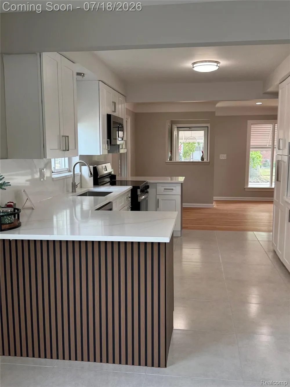 20017 California St Clair Shores City, MI 48080