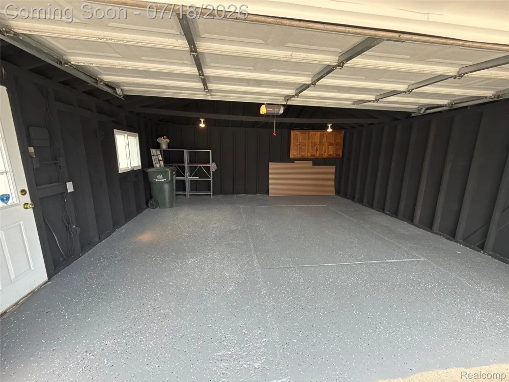 20017 California St Clair Shores City, MI 48080