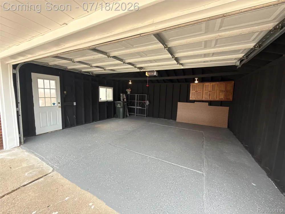20017 California St Clair Shores City, MI 48080