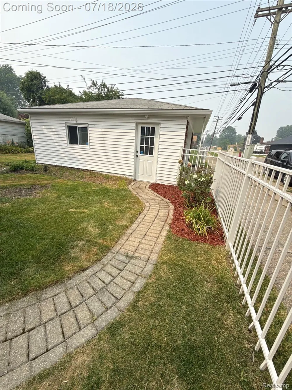 20017 California St Clair Shores City, MI 48080