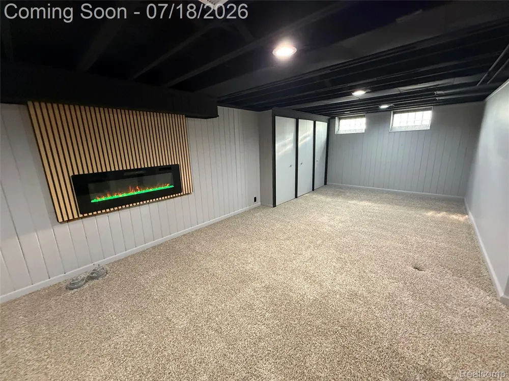 20017 California St Clair Shores City, MI 48080