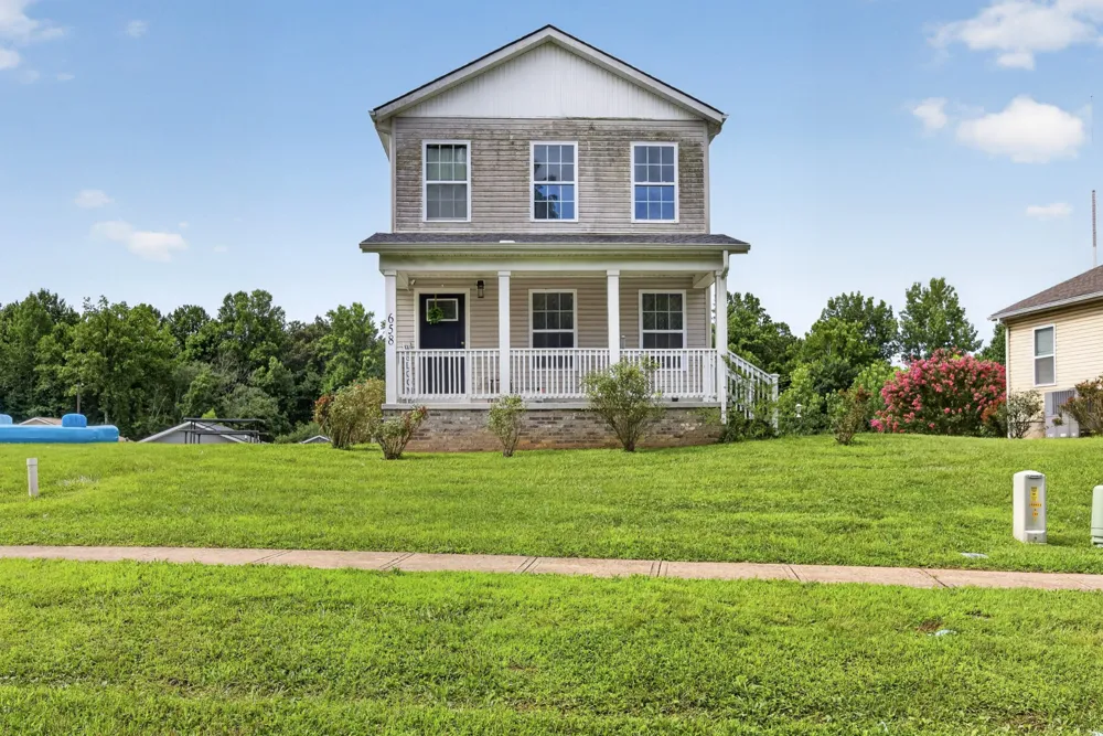 658 West End St Cookeville, TN 38501